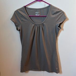 Cotton T-shirt, target brand 2011. Super soft and stretchy. size xs